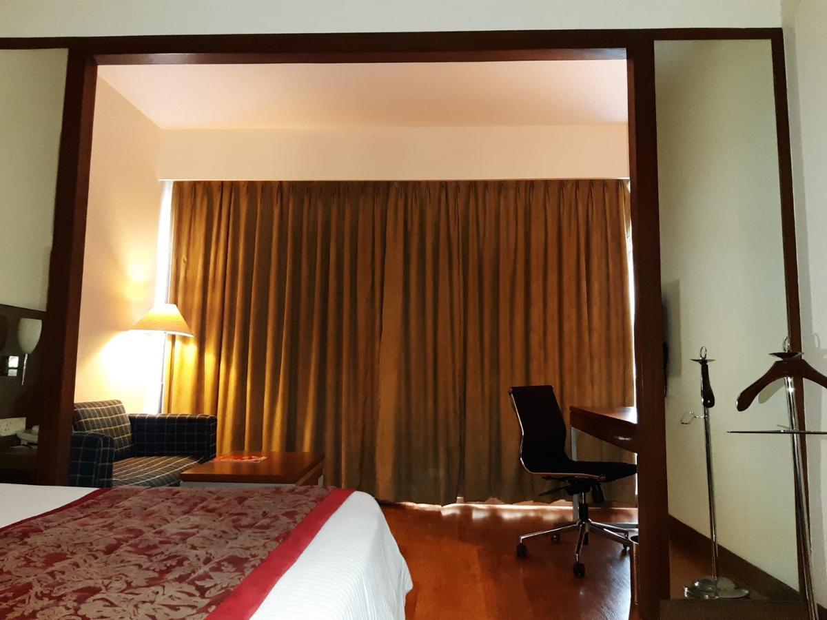 Trinity Hotel Bengaluru Exterior photo