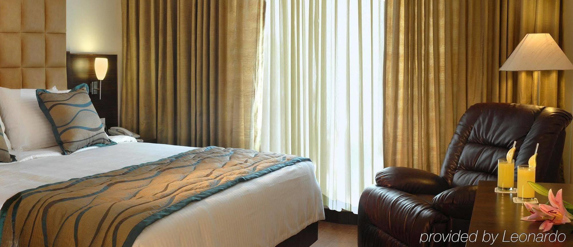 Trinity Hotel Bengaluru Exterior photo