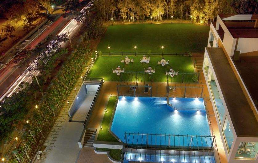 Trinity Hotel Bengaluru Exterior photo