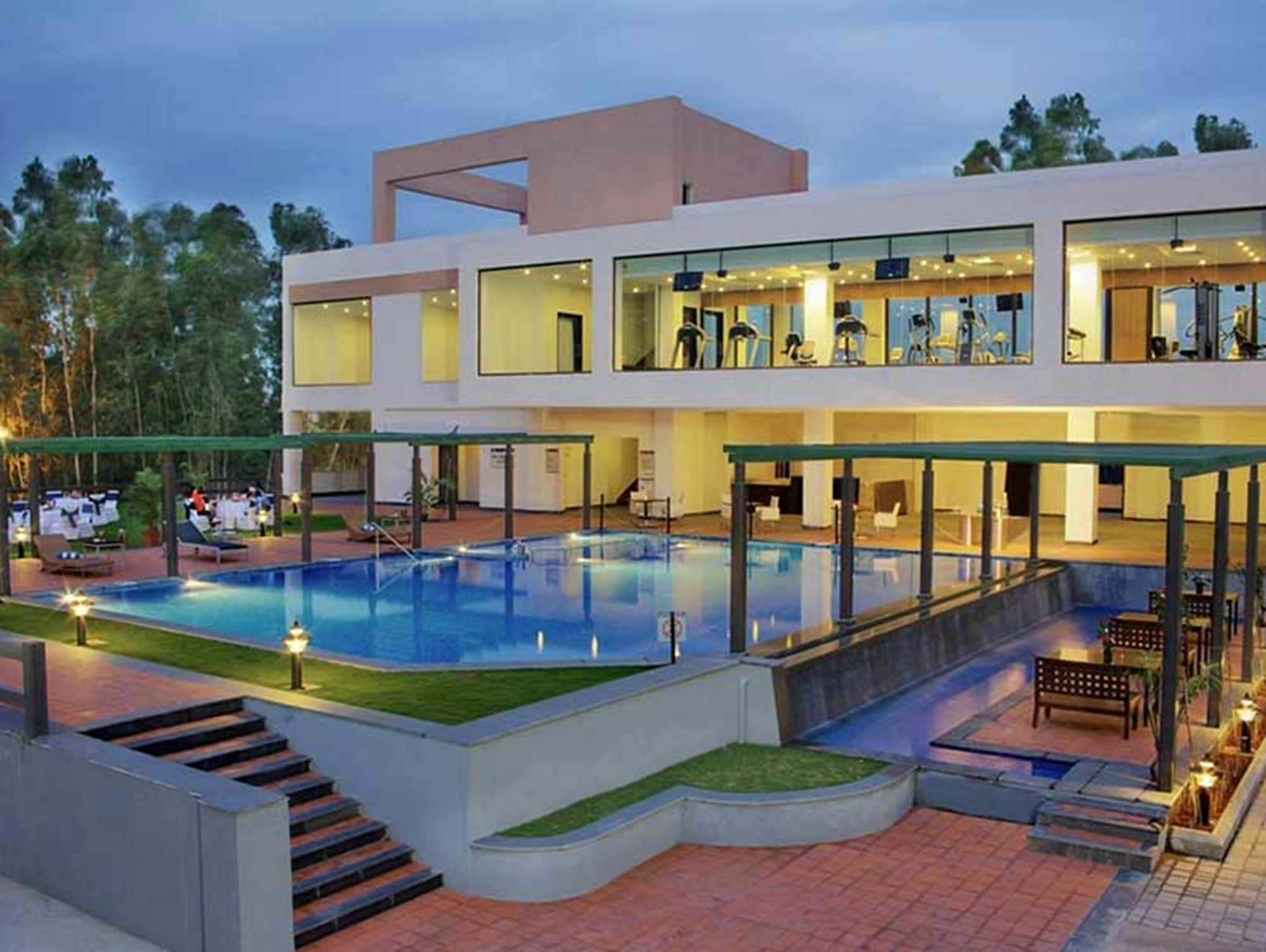 Trinity Hotel Bengaluru Exterior photo